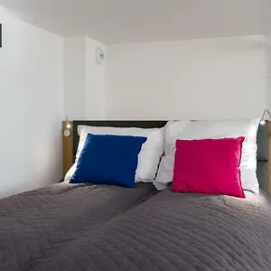 https://easy-apartments-wrocaw.hotelswroclaw.com