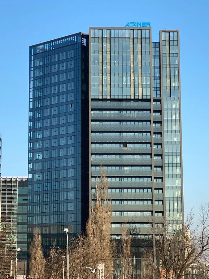 Poznan Apartments Towarowa location