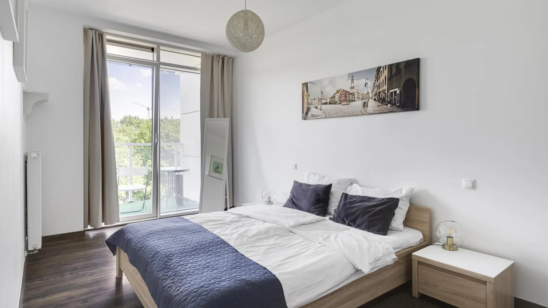 Aparthotel Poznan Apartments Towarowa