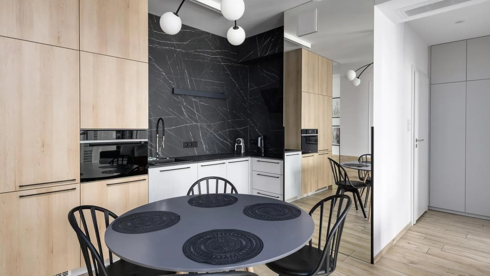 Ξενοδοχείο με διαμερίσματα Poznan Apartments Towarowa